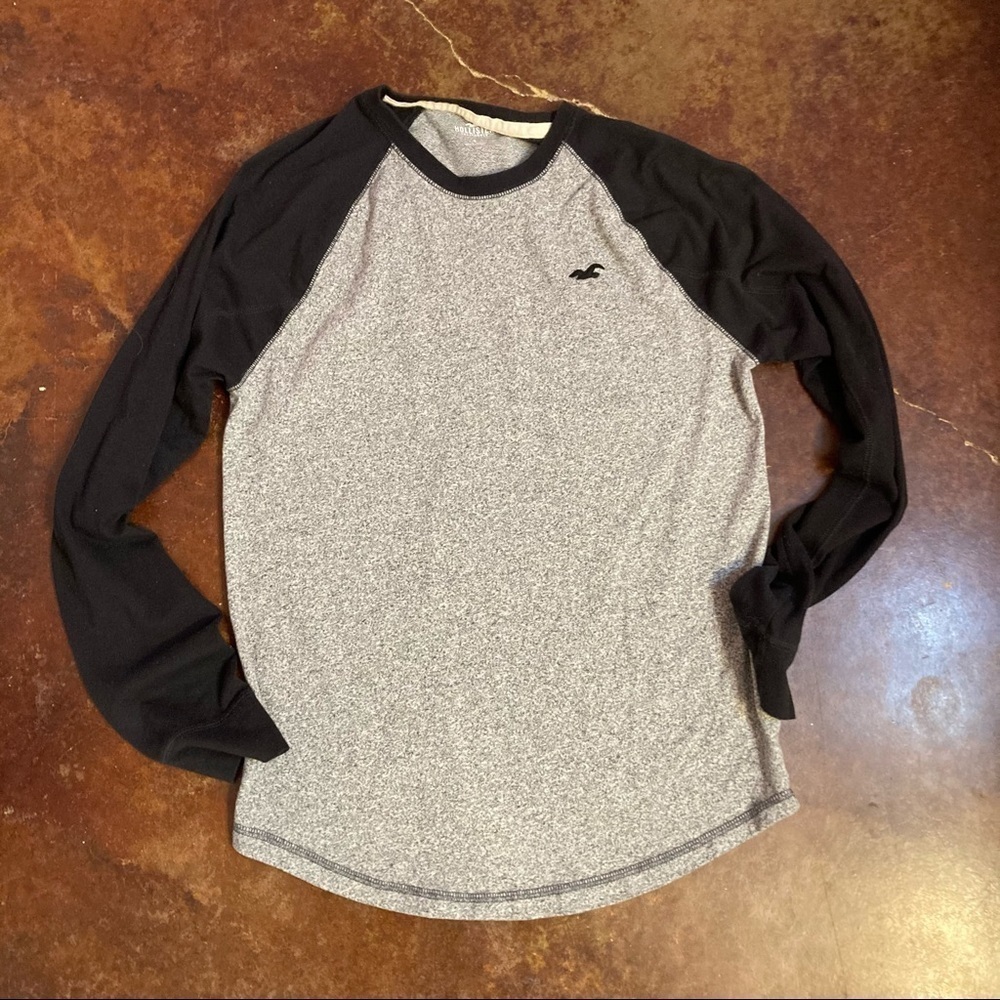 Men’s Hollister Black and Grey Raglan